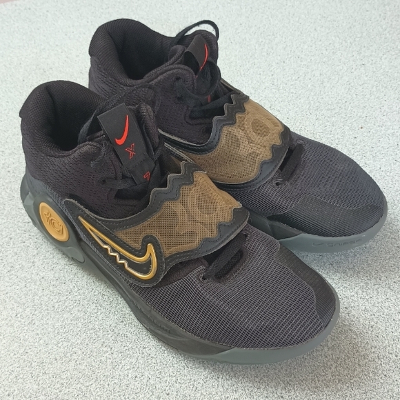 Nike KD Trey 5 X Black Metallic Gold Grey Basketball Shoes - Picture 1 of 11